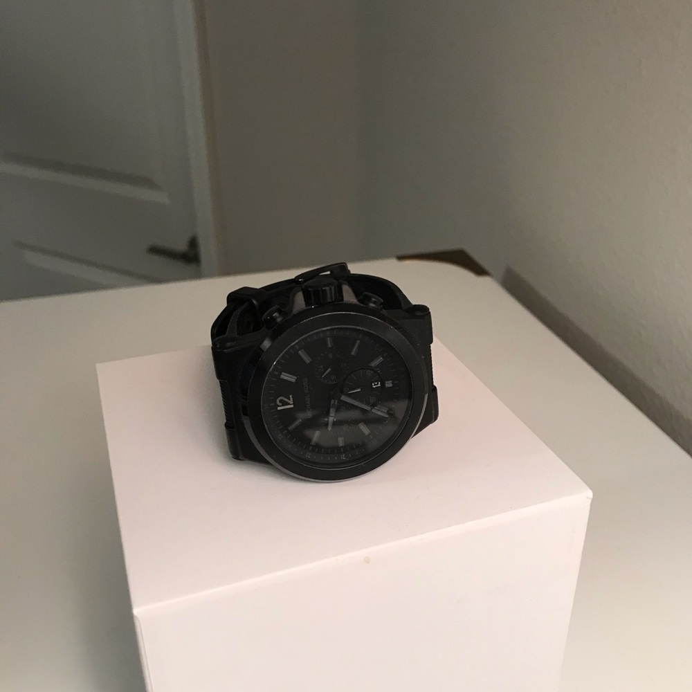 MK! Black Out